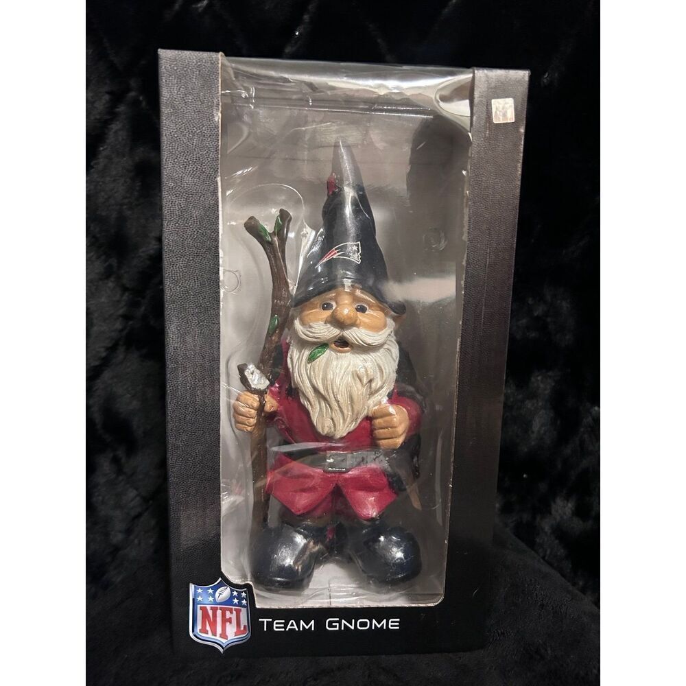 Brand New~New England Patriots Gnome NFL Football Sports Forever Collectible